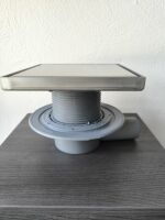 MERT Bodenablauf Design "Edel" mit Edelstahlrost und Rahmen 200x200 mm, mit Flansch,