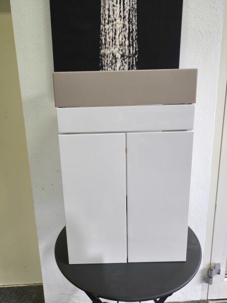 Treos Badmöbelset mit Hahnloch