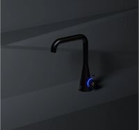 Steinberg 310 Elektronische Waschtischarmatur mit Ablaufgarnitur